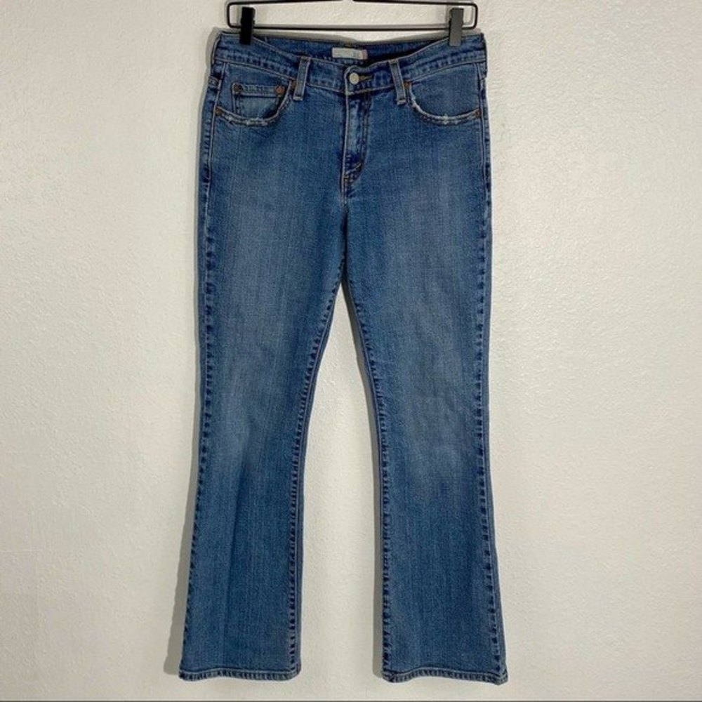 Levi’s 515 Boot Cut Jeans Women's Size 8M Medium Wash Blue Denim